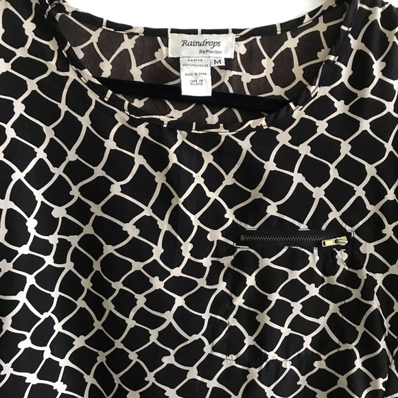 Dressy Pattern Blouse - Picture 3 of 5